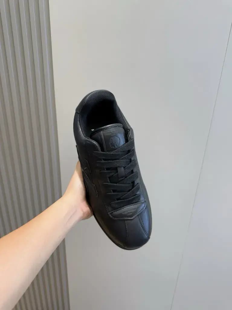 루이비통 루이비통 스니커즈 상세 이미지