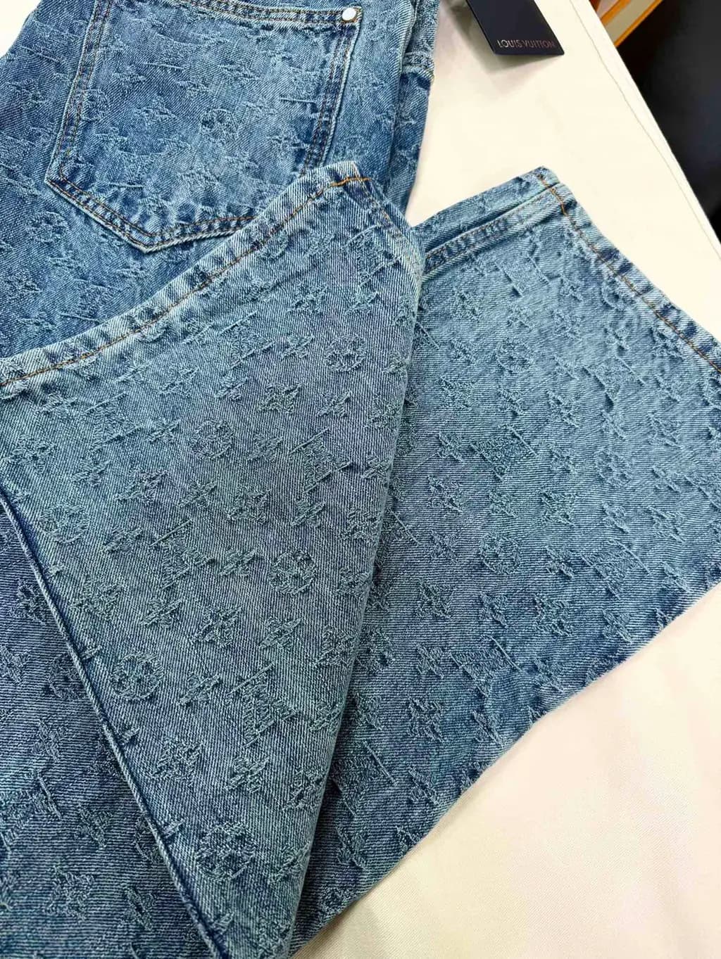 루이비통 루이비통 모노그램 올오버 데님 와이드 팬츠 상세 이미지