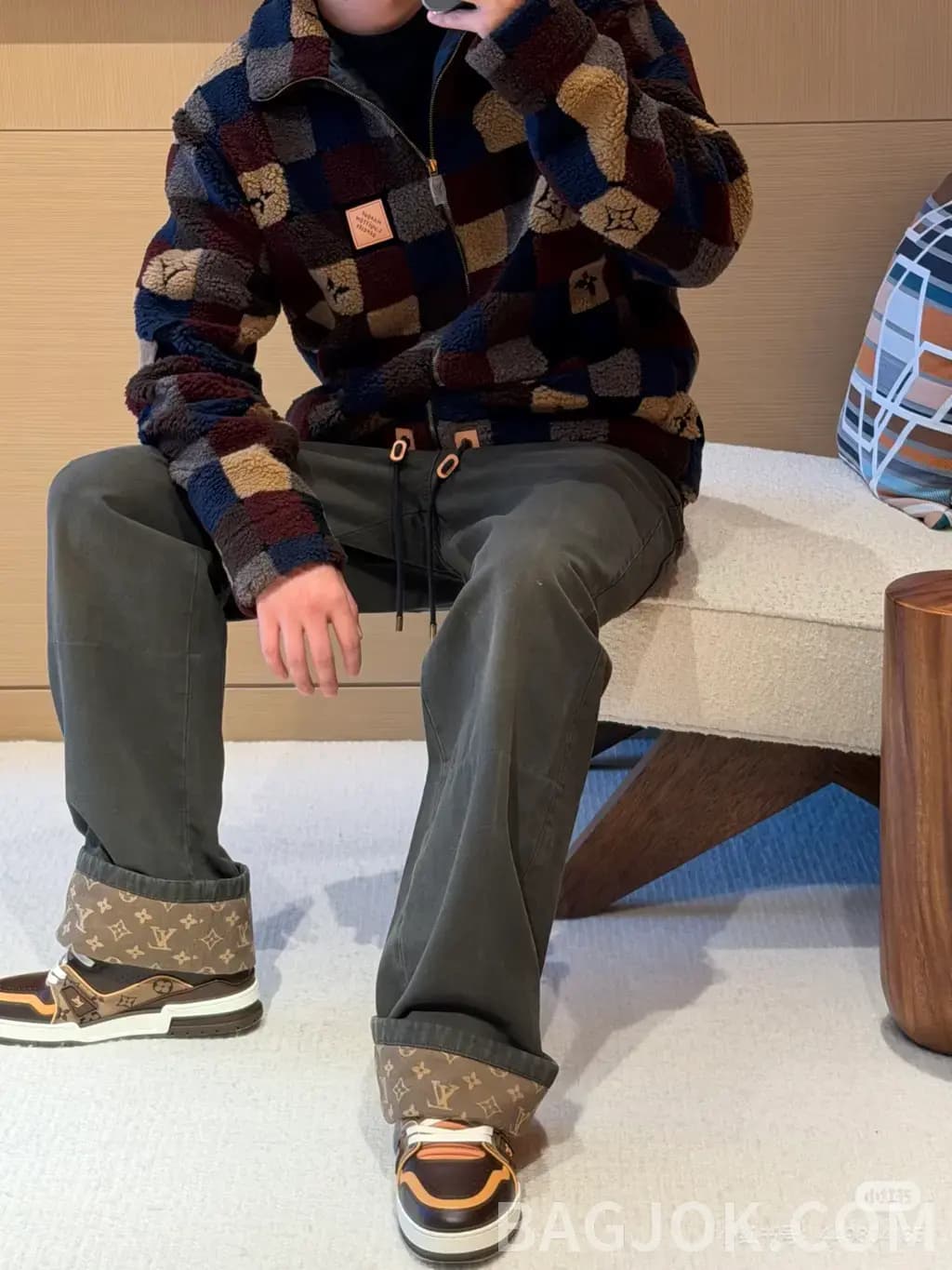 루이비통 루이비통 모노그램 커프 데님 팬츠 상세 이미지