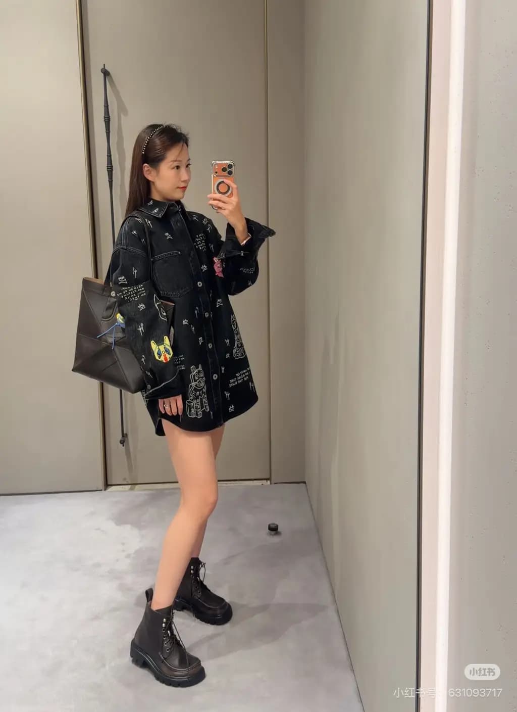 로에베 로에베 루이스웨인 캣 그래픽 데님 셔츠 상세 이미지