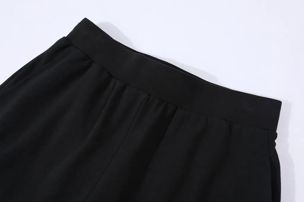루이비통 루이비통 스팽글 LV 로고 니트 숏팬츠 상세 이미지