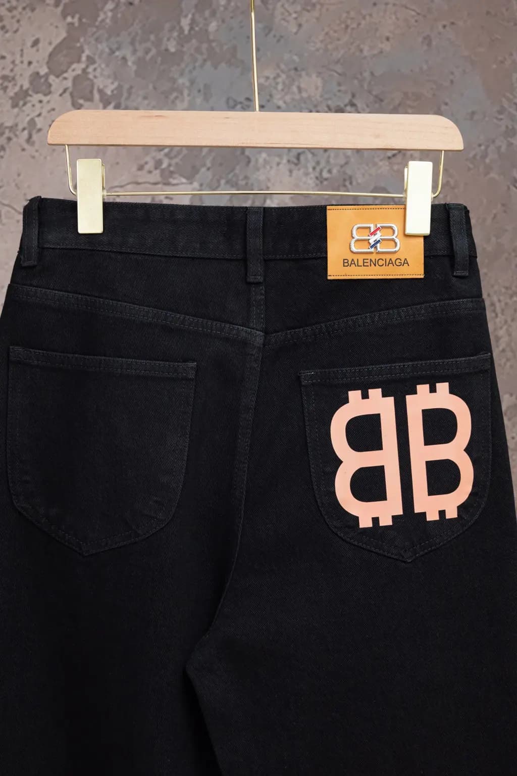 발렌시아가 발렌시아가 시그니처 BB 로고 데님 팬츠 상세 이미지