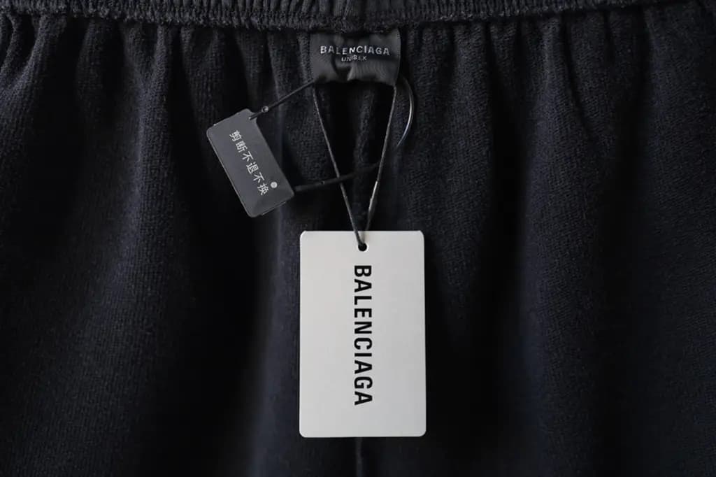 발렌시아가 발렌시아가 빈티지 워싱 트레이닝 숏팬츠 상세 이미지