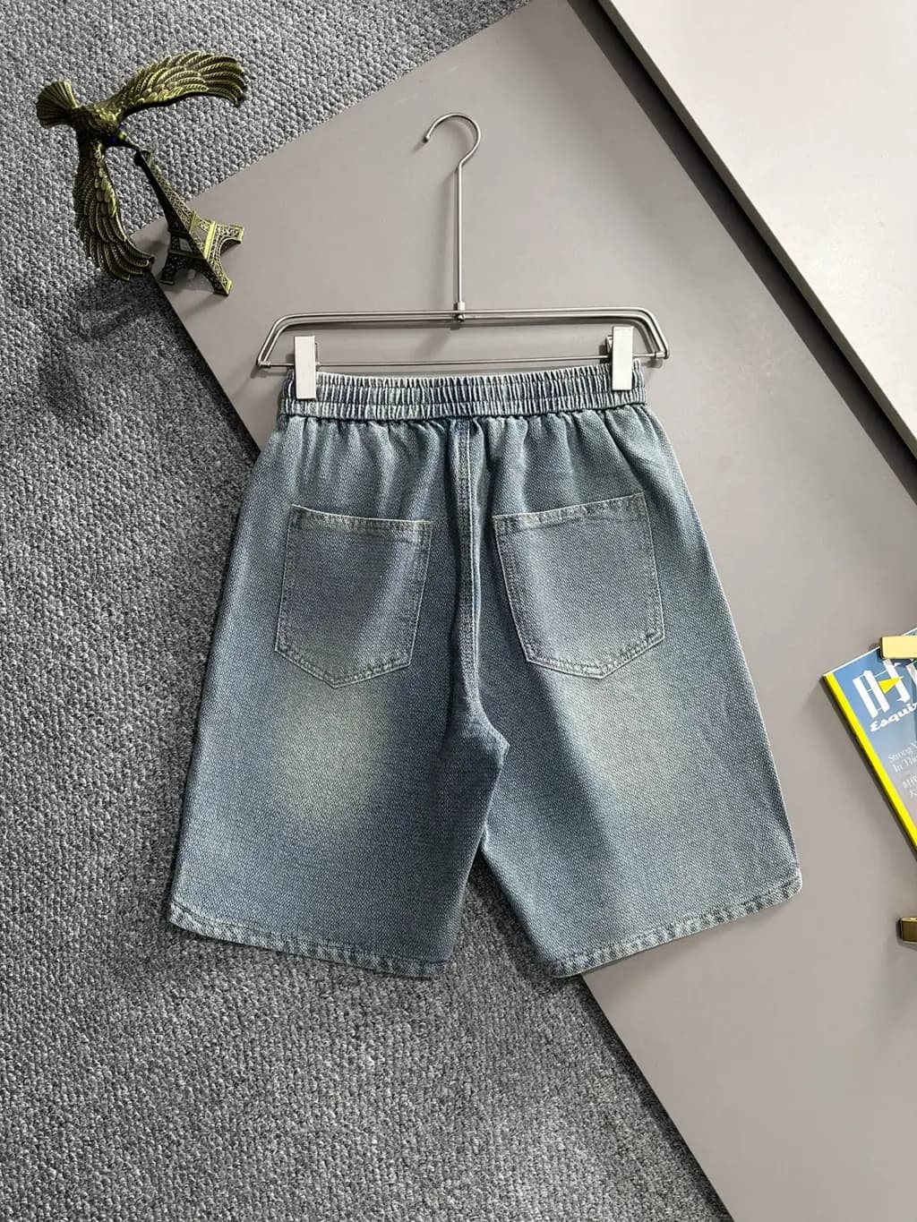 루이비통 루이비통 LV 자수 데님 숏팬츠 상세 이미지