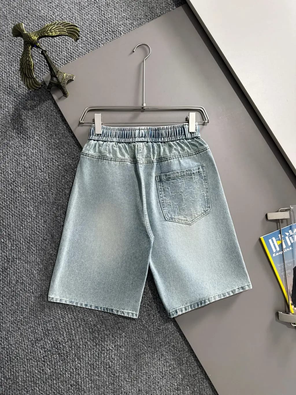 루이비통 루이비통 LV 자수 데님 숏팬츠 상세 이미지