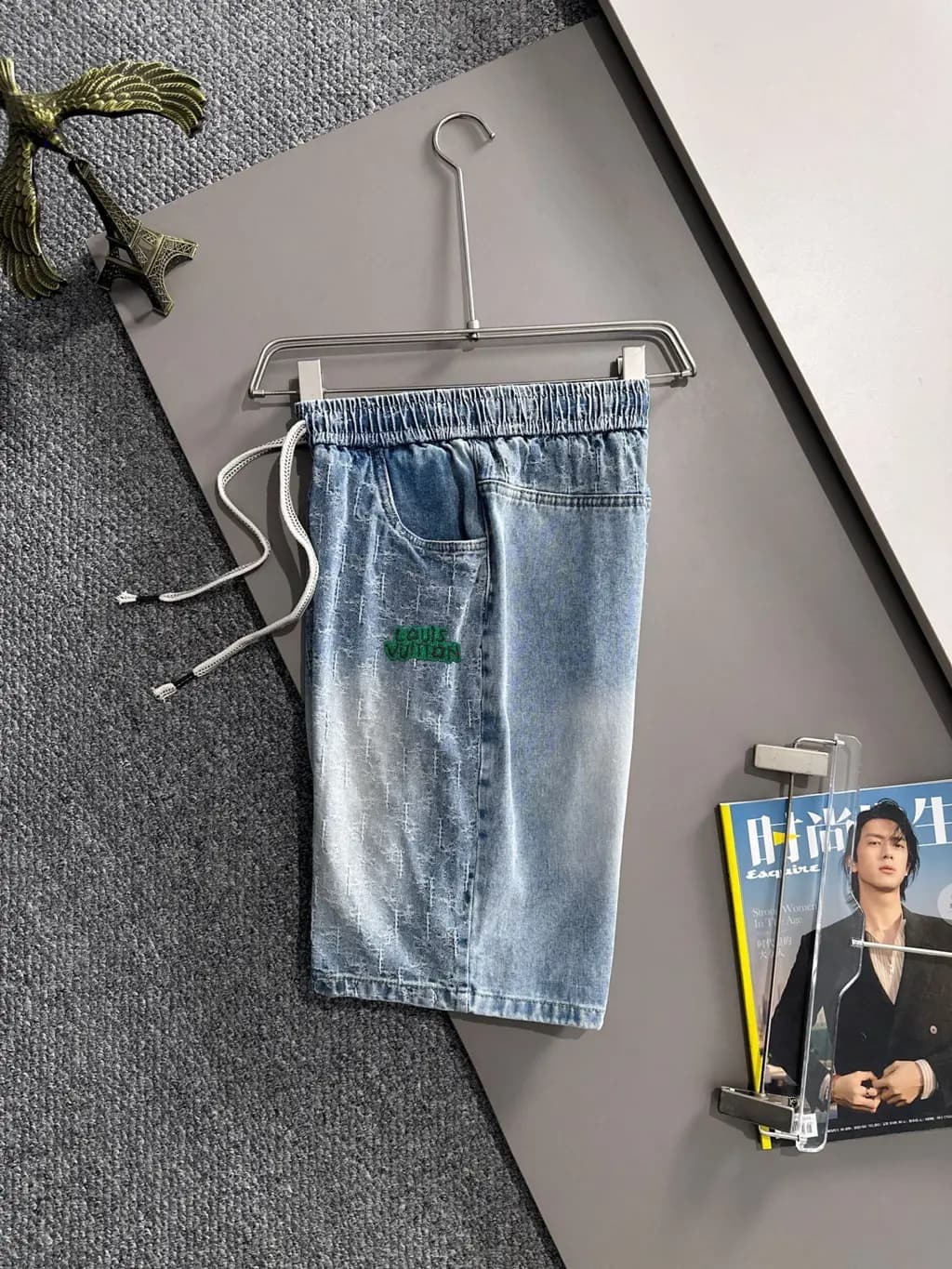 루이비통 루이비통 LV 자수 데님 숏팬츠 상세 이미지