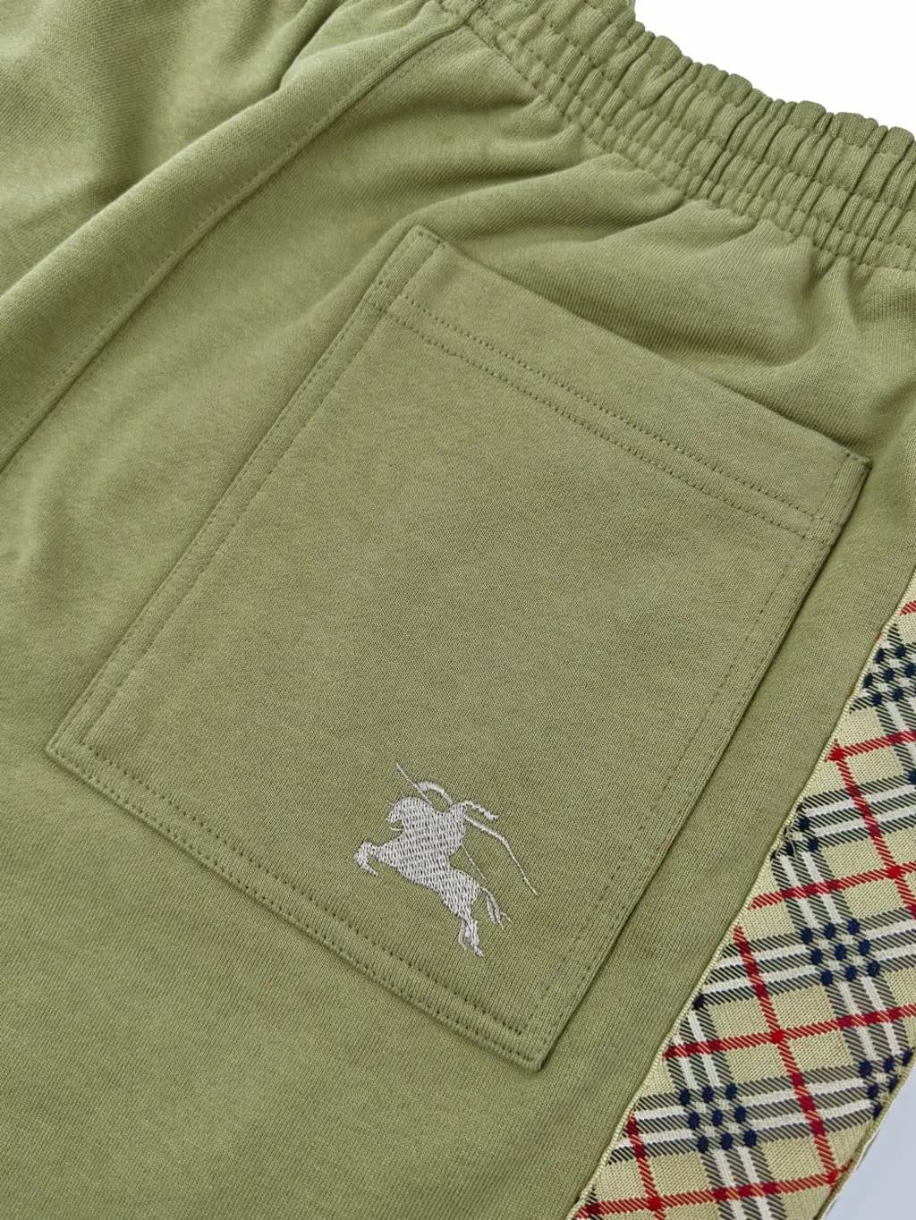버버리 BURBERRY 체크 사이드 스트라이프 쇼츠 상세 이미지