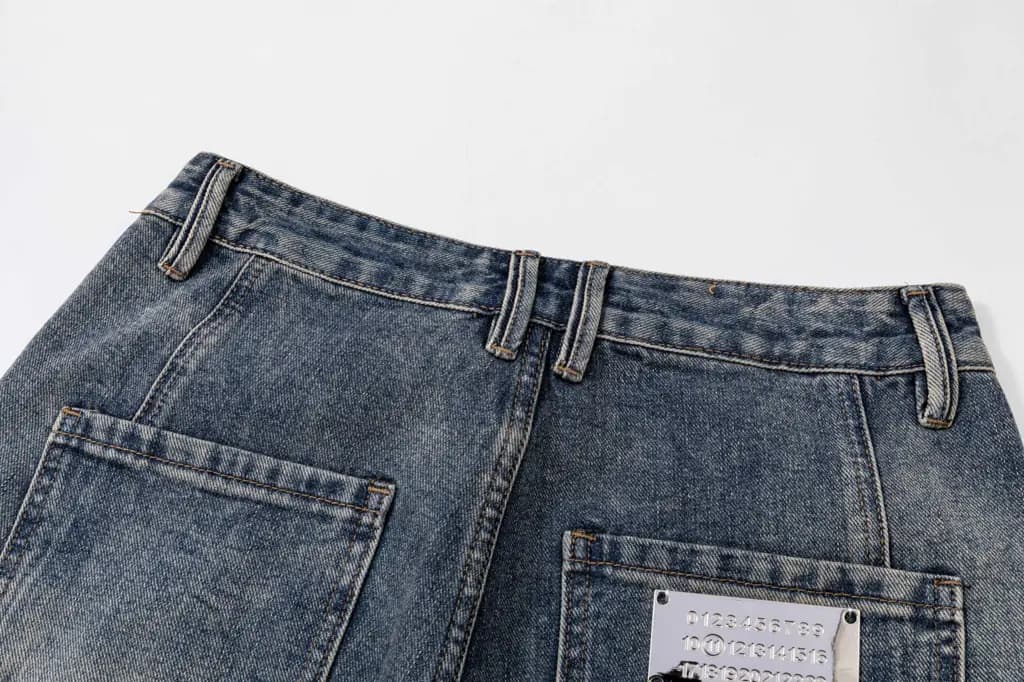 메종마르지엘라 MAISON MARGIELA 페인트 스플래터 넘버링 데님 쇼츠 상세 이미지