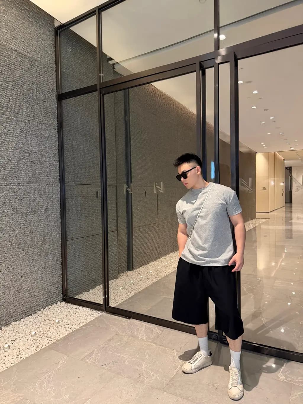 셀린느 CELINE 트리옹프 자수 코튼 반바지 상세 이미지
