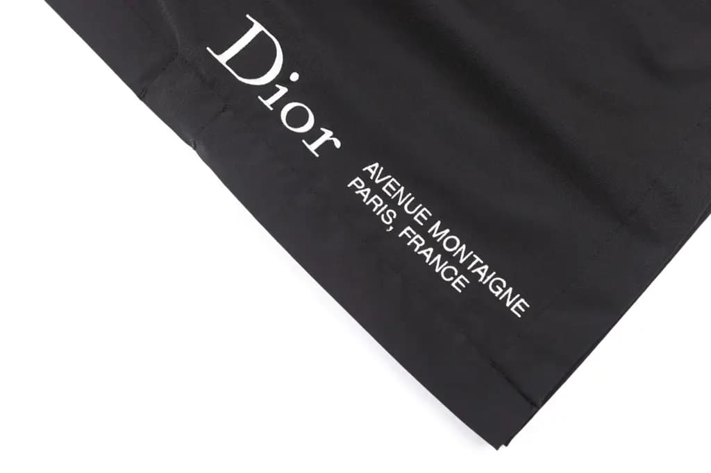 디올 DIOR 아베뉴 몽테뉴 레터링 쇼츠 상세 이미지