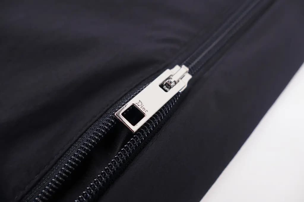 디올 DIOR 아베뉴 몽테뉴 레터링 트랙 팬츠 상세 이미지