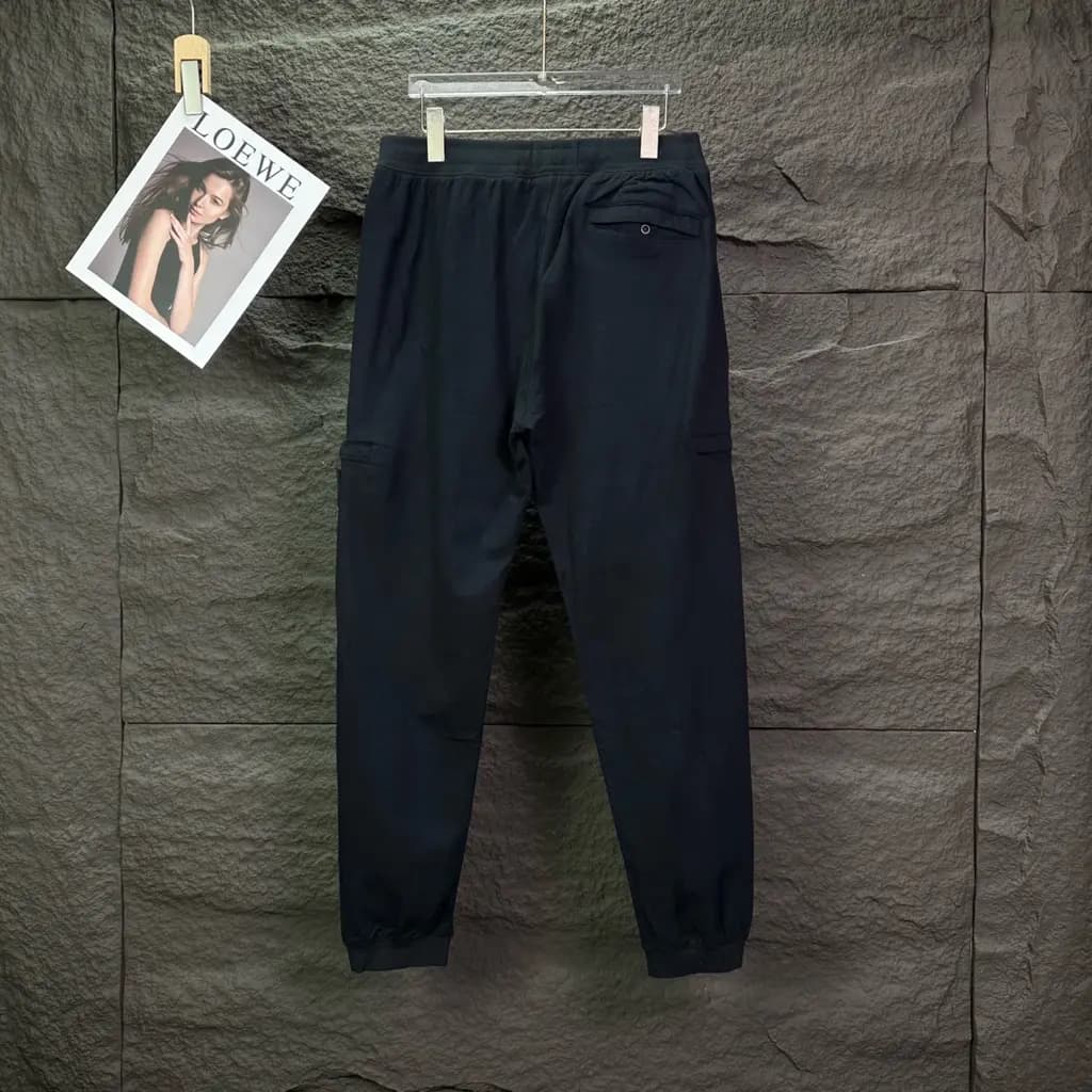 스톤아일랜드 STONE ISLAND 컴퍼스 로고 카고 조거 팬츠 상세 이미지