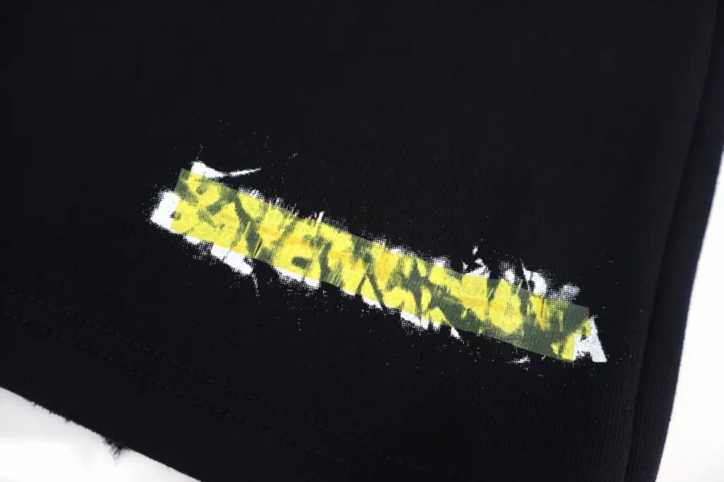발렌시아가 BALENCIAGA 테이프 그래픽 헤비 코튼 쇼츠 상세 이미지