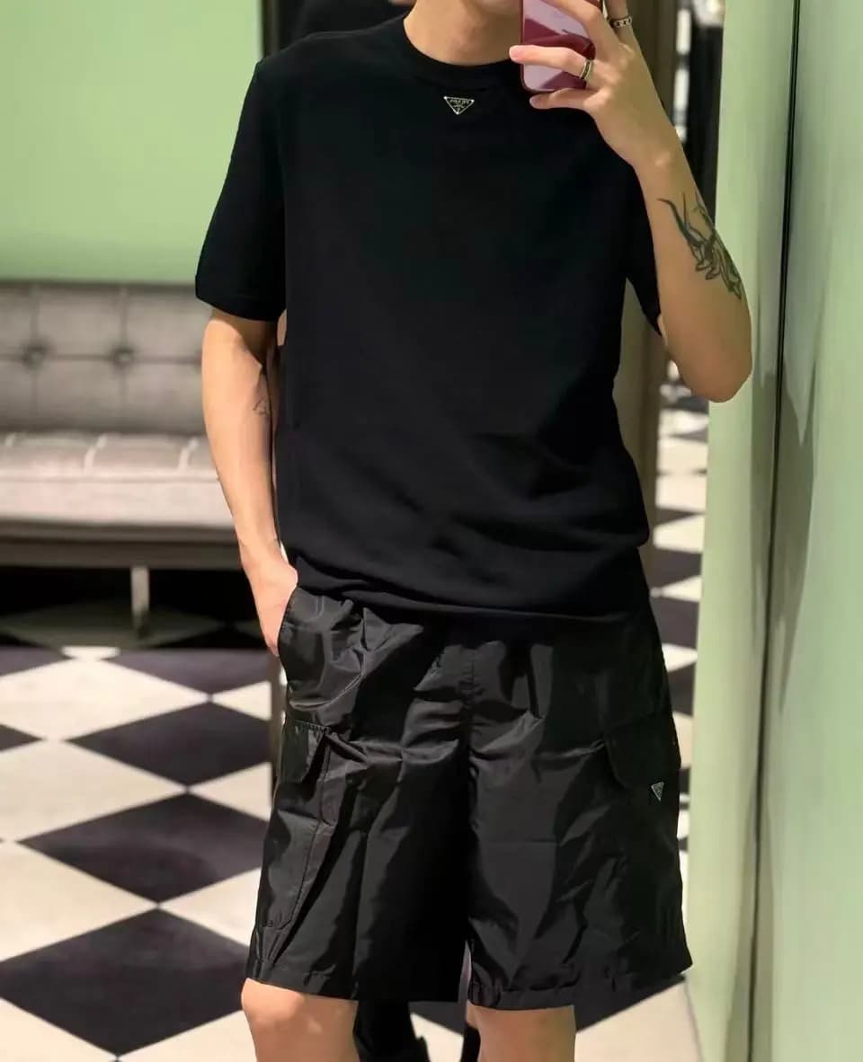 프라다 PRADA 리나일론 카고 쇼츠 상세 이미지