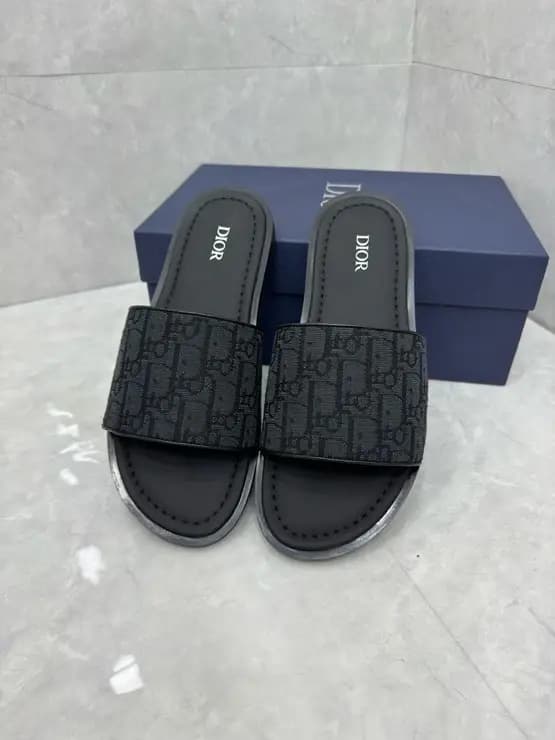 디올 디올 오블리크 슬리퍼 상세 이미지