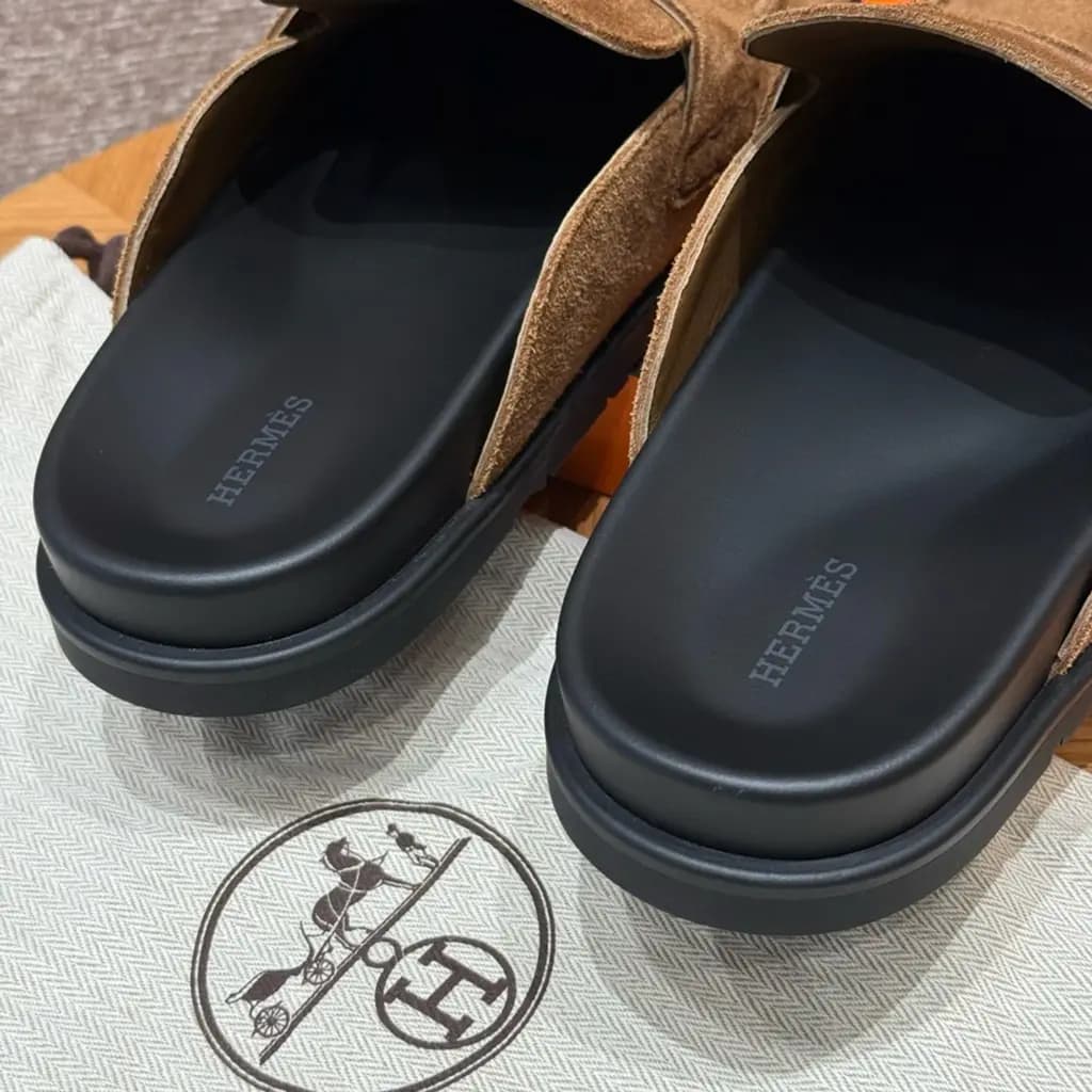 에르메스 에르메스 고(Go) 뮬 샌들(스웨이드) 상세 이미지