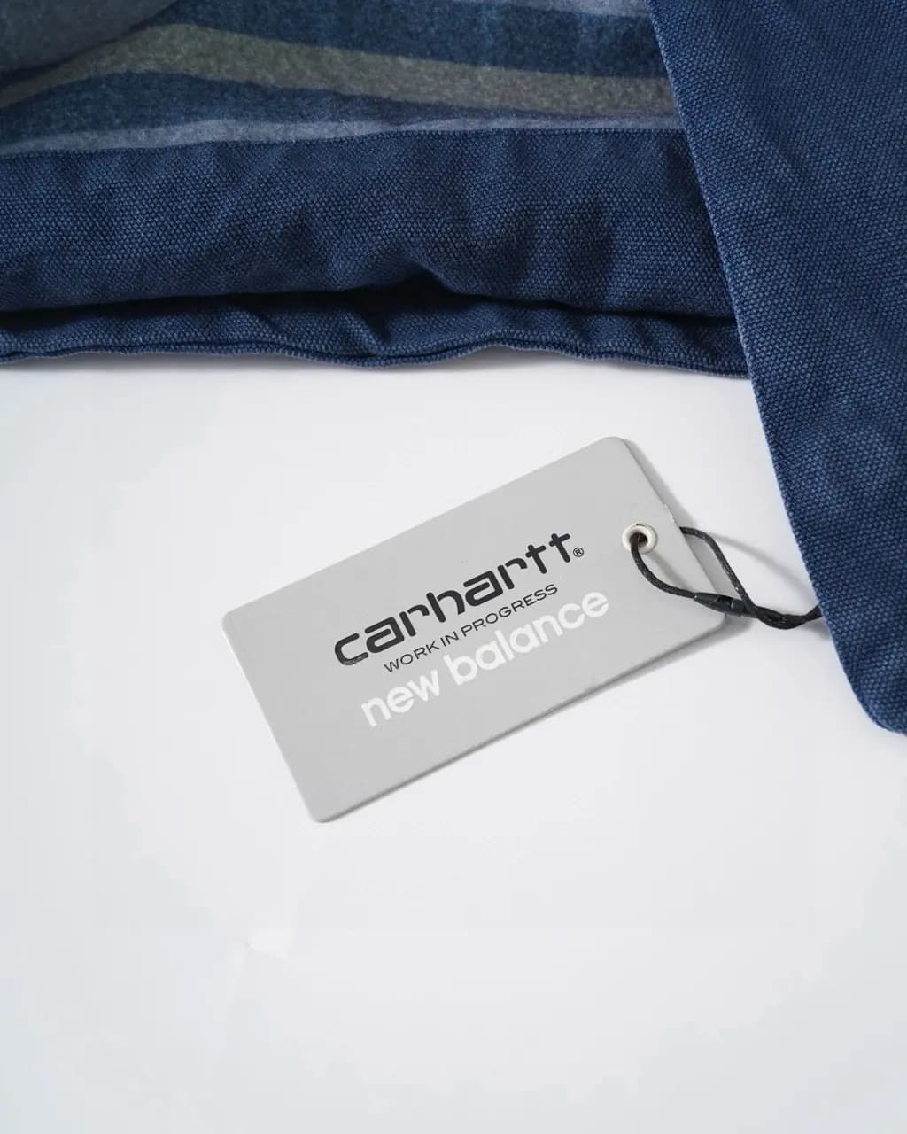 뉴발란스 CARHARTT WIP x NEW BALANCE 재킷 상세 이미지