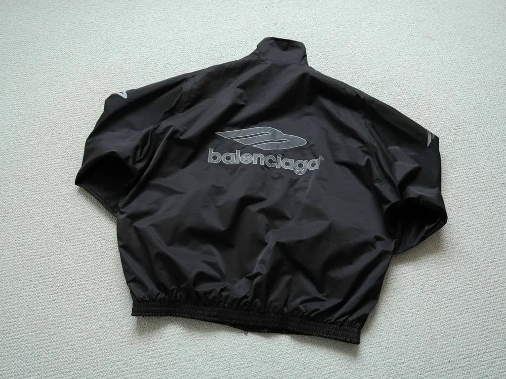 발렌시아가 BALENCIAGA Big Logo Windbreaker Jacket 상세 이미지