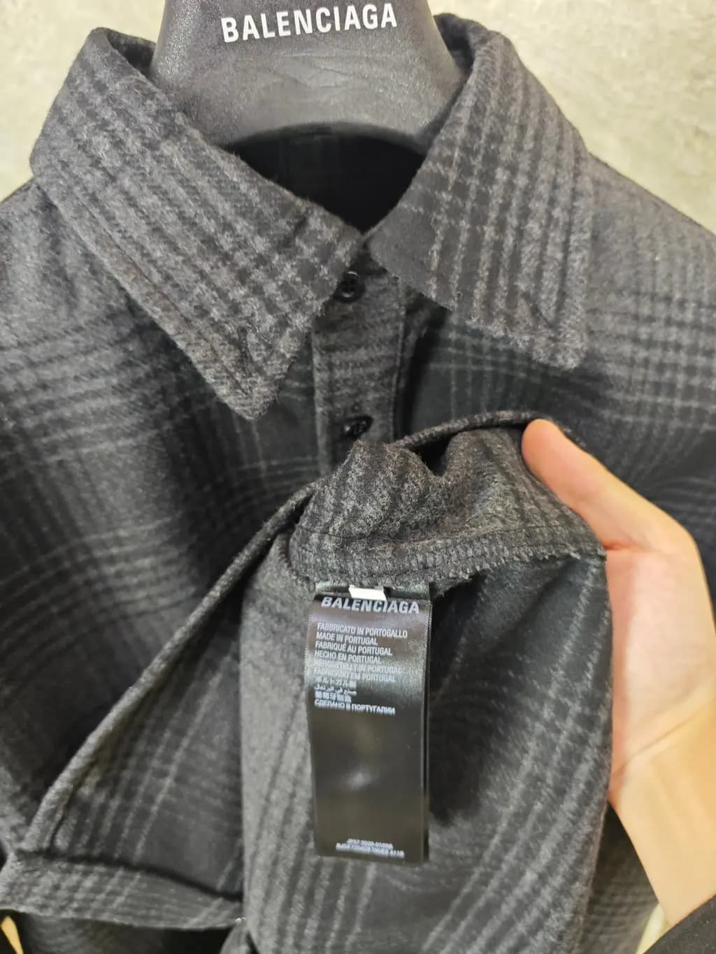 발렌시아가 BALENCIAGA 체크 셔츠 재킷 상세 이미지