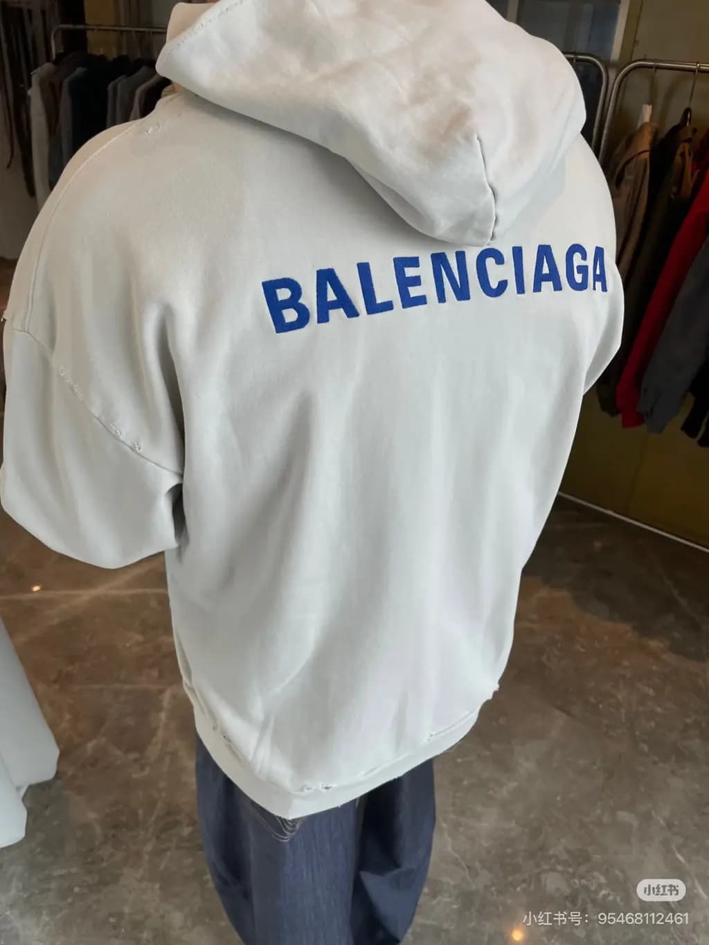 발렌시아가 BALENCIAGA 자수 집업 후드 상세 이미지