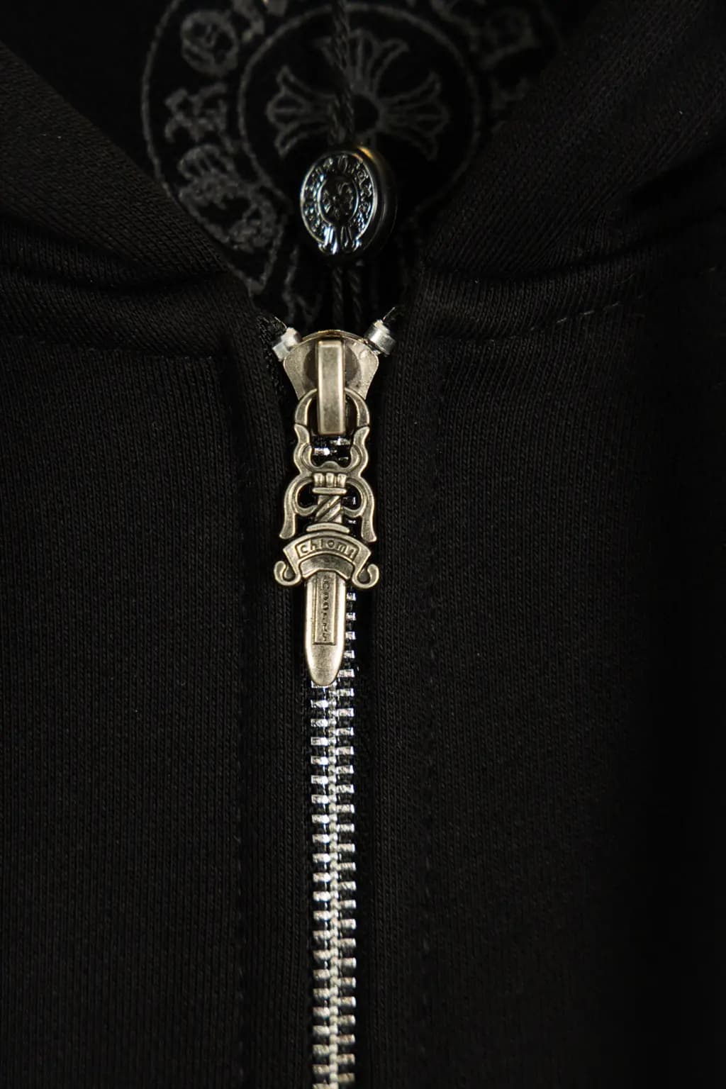 null CHROME HEARTS 그래피티 크로스 집업 후드 상세 이미지