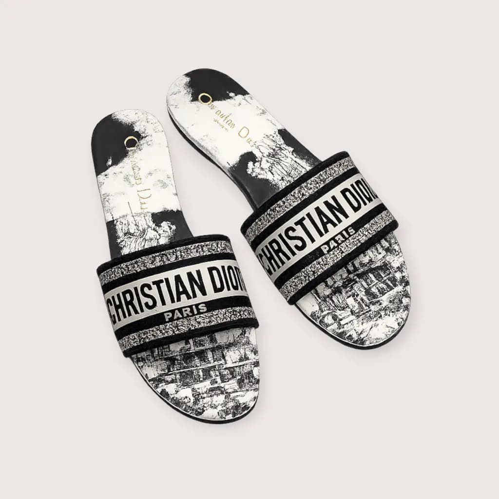 디올 디웨이 (DWAY) 슬리퍼 25SS