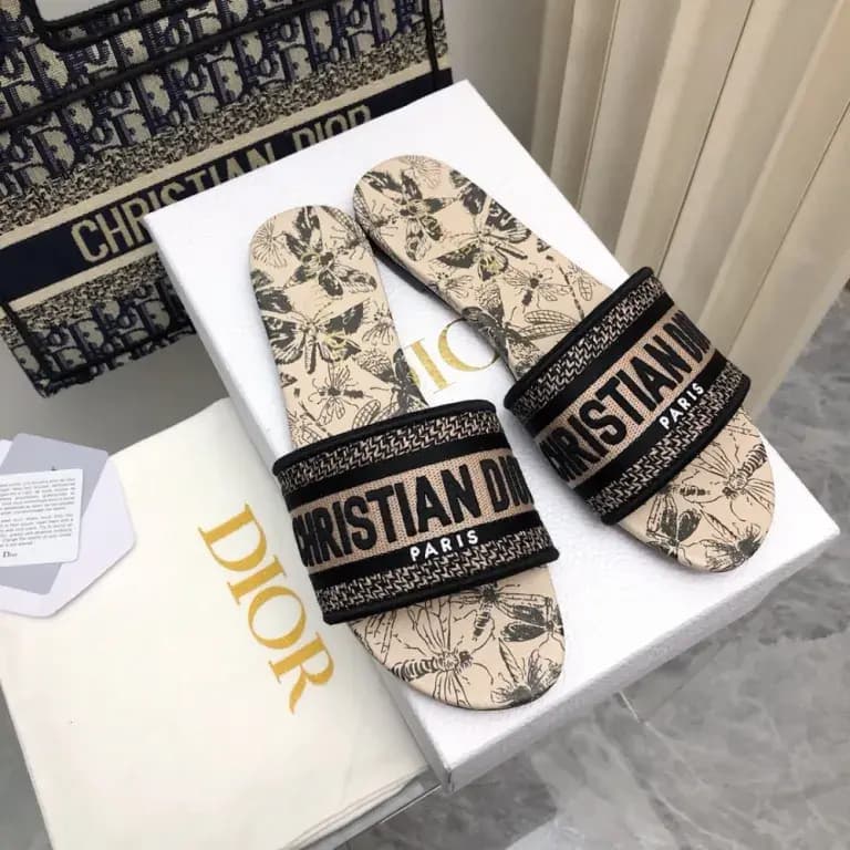 디올 디올 디웨이 (DWAY) 슬리퍼 25SS 상세 이미지