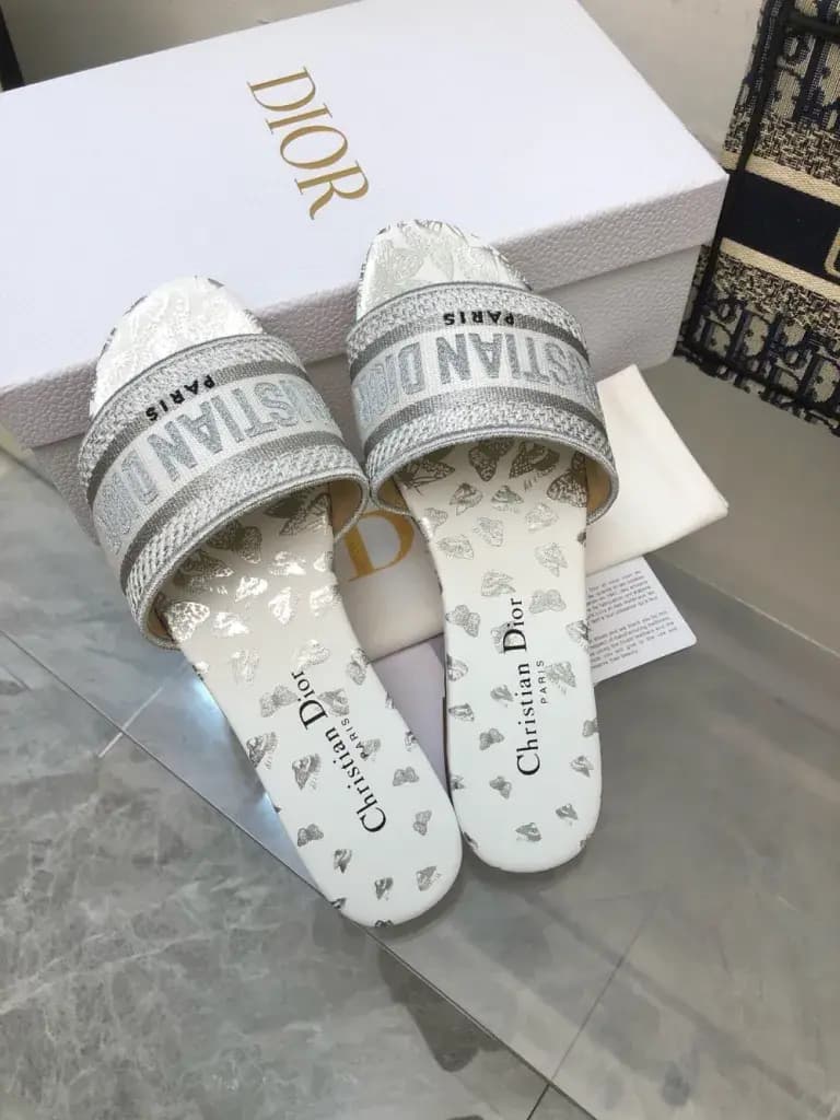 디올 디올 디웨이 (DWAY) 슬리퍼 25SS ver.2 상세 이미지