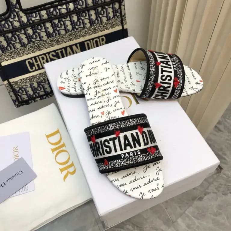 디올 디올 디웨이 (DWAY) 슬리퍼 25SS ver.3 상세 이미지