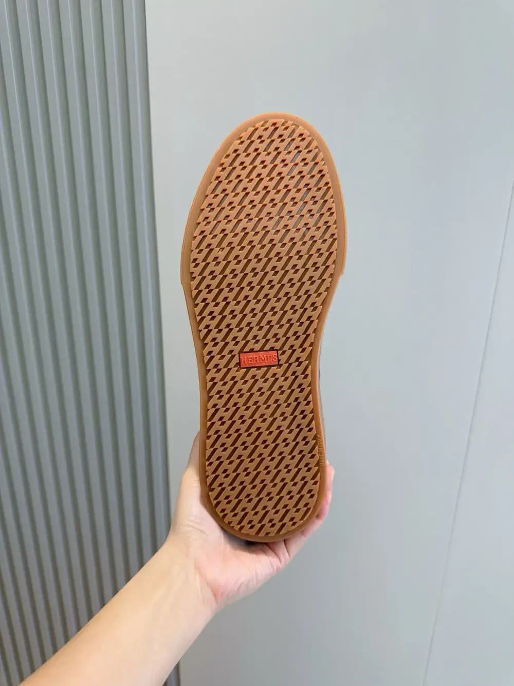 에르메스 에르메스 퀴커 스니커즈 상세 이미지