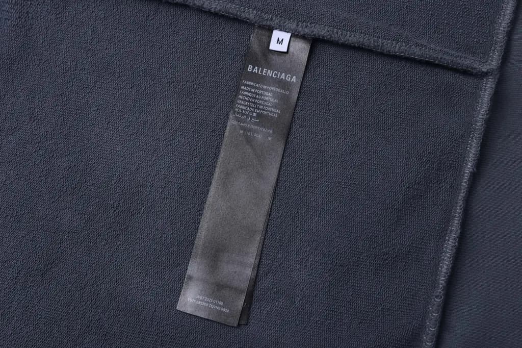발렌시아가 BALENCIAGA 25SS 워시드 페인팅 후드 집업 상세 이미지