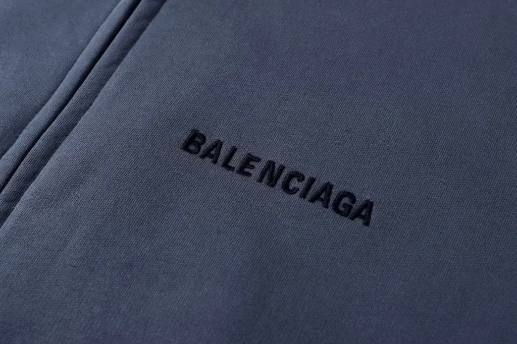 발렌시아가 BALENCIAGA 25SS 워시드 페인팅 후드 집업 상세 이미지