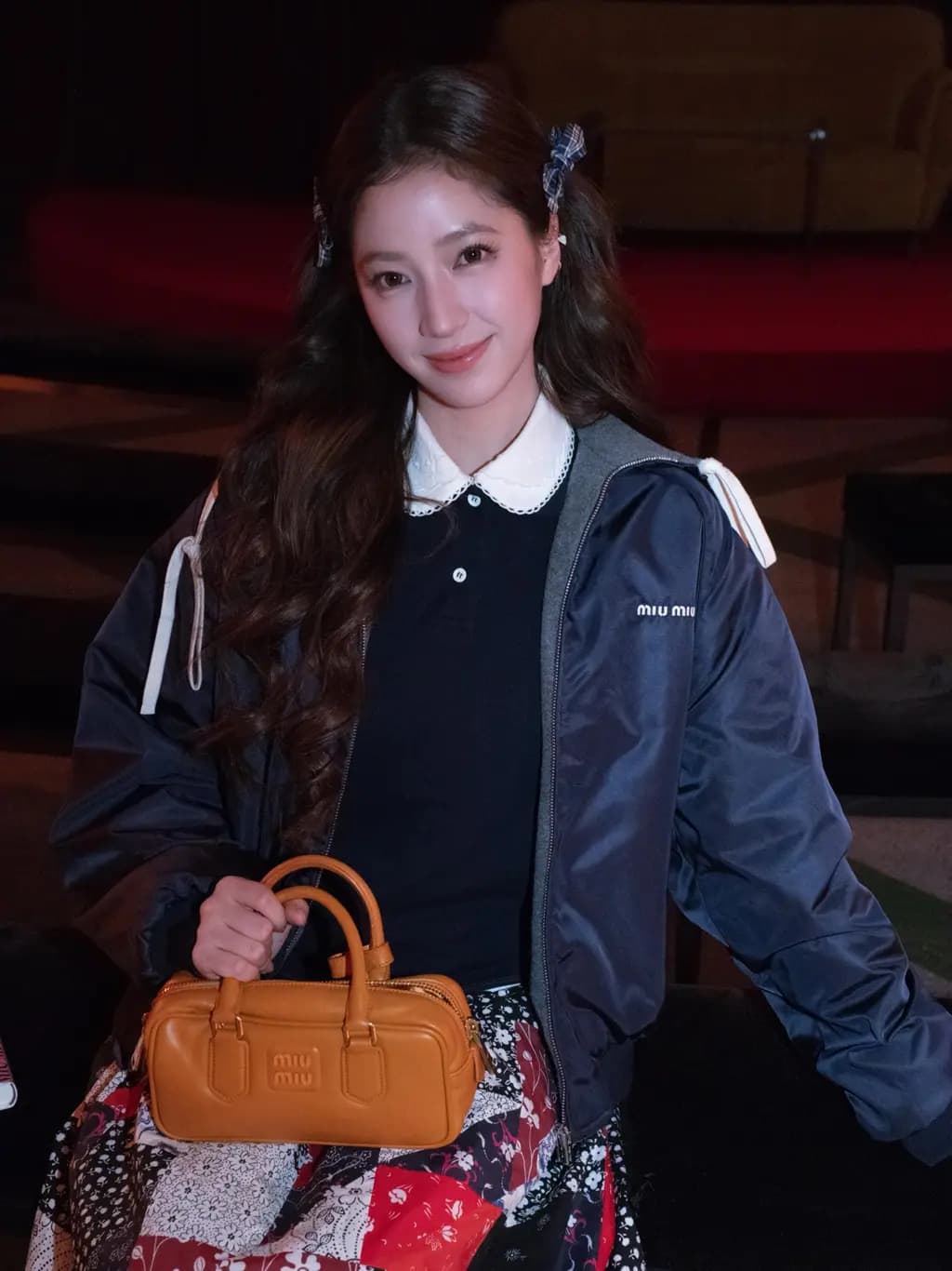 미우미우 MIU MIU 리버서블 테크 니트 후드 봄버 자켓 상세 이미지