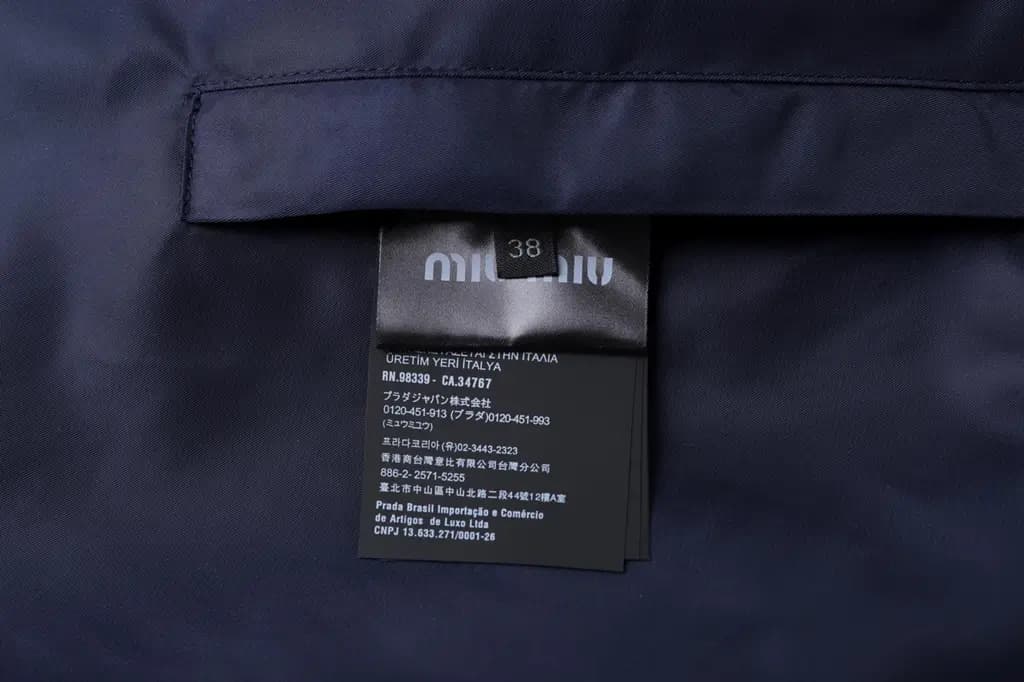 미우미우 MIU MIU 리버서블 테크 니트 후드 봄버 자켓 상세 이미지