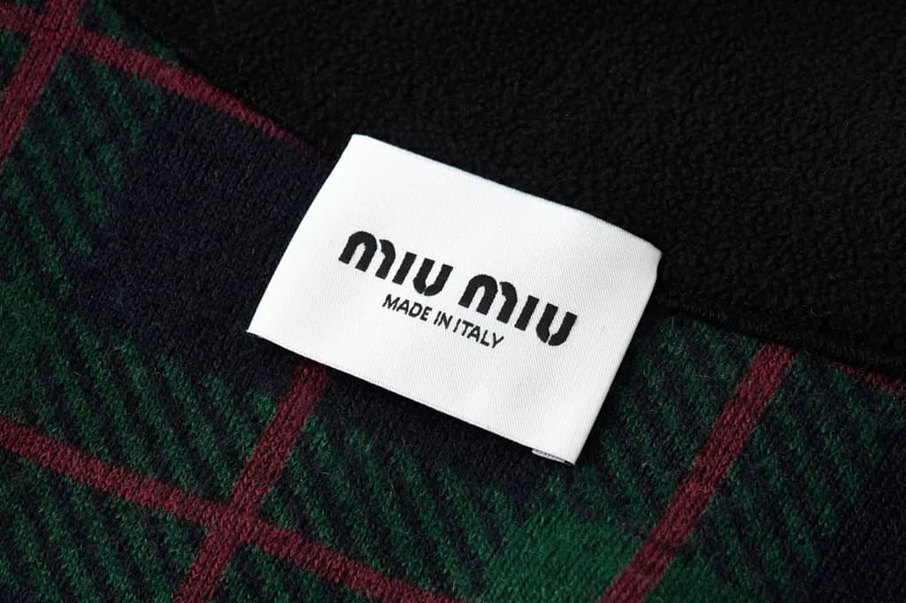 미우미우 MIU MIU 체크 테디 플리스 집업 상세 이미지