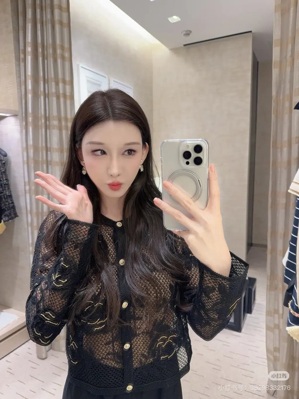 샤넬 CHANEL 오픈워크 레이스 니트 카디건 상세 이미지