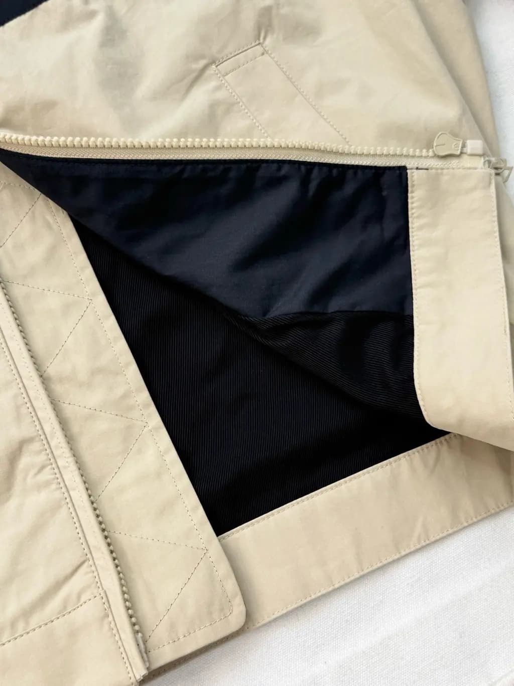 생로랑 SAINT LAURENT 컬러 블록 스트라이프 집업 자켓 상세 이미지