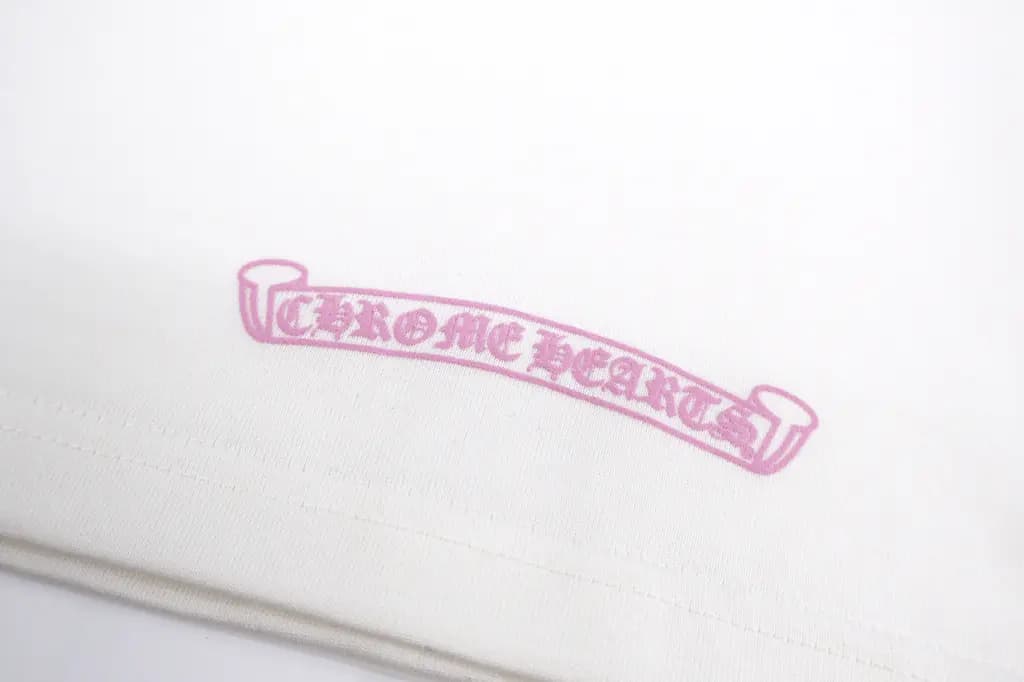 크롬하츠 CHROME HEARTS DEADLY DOLL 오버사이즈 티셔츠 상세 이미지