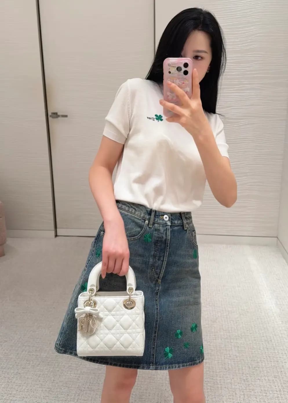 디올 DIOR 클로버 자수 니트 스웨터 상세 이미지