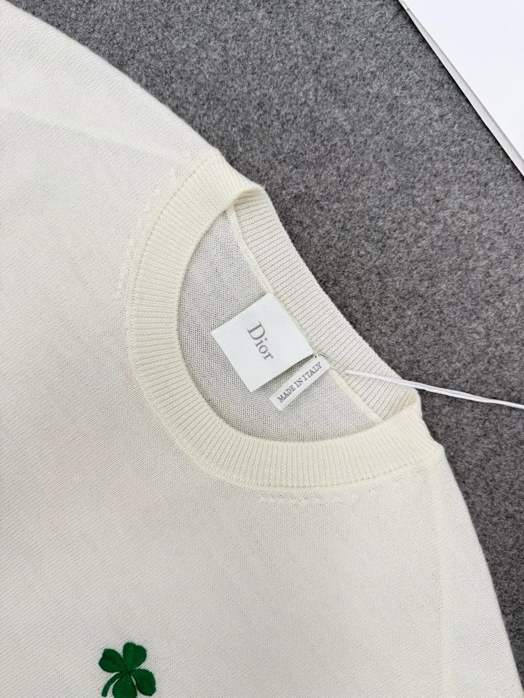 디올 DIOR 클로버 자수 니트 스웨터 상세 이미지