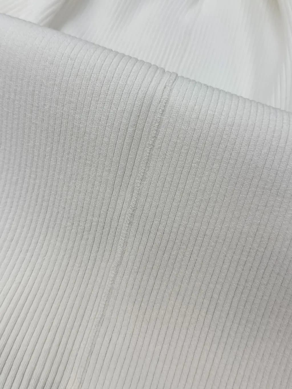 로에베 LOEWE 아나그램 자수 립 탱크탑 상세 이미지