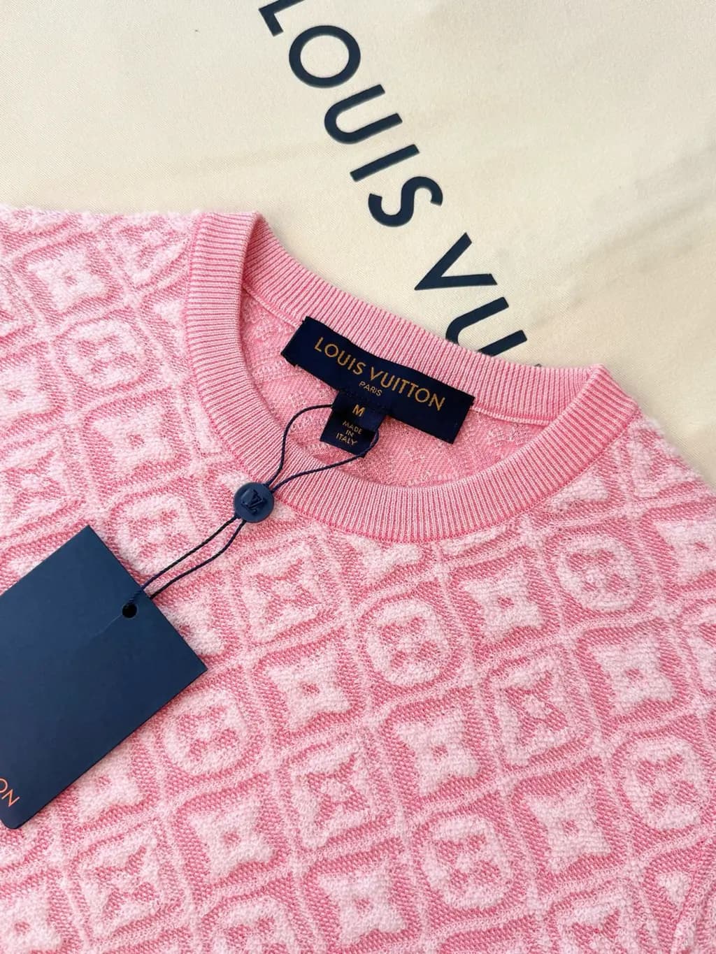 루이비통 LOUIS VUITTON 모노그램 자카드 니트 반팔 티셔츠 상세 이미지