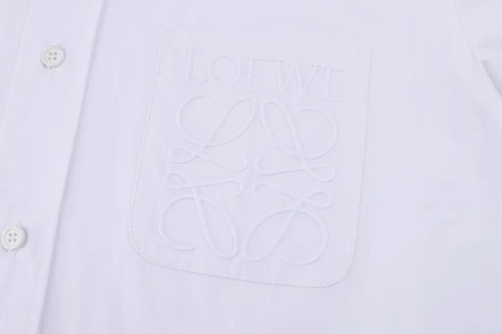 로에베 LOEWE 아나그램 자수 코튼 셔츠 상세 이미지