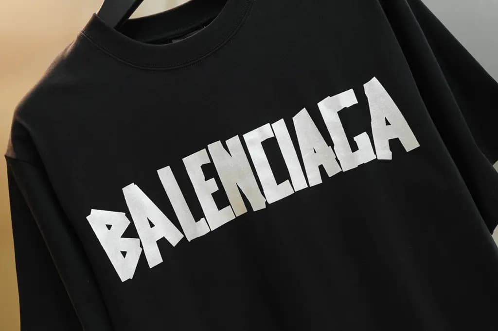 발렌시아가 BALENCIAGA 헤비듀티 프린트 크루넥 반팔 티셔츠 상세 이미지