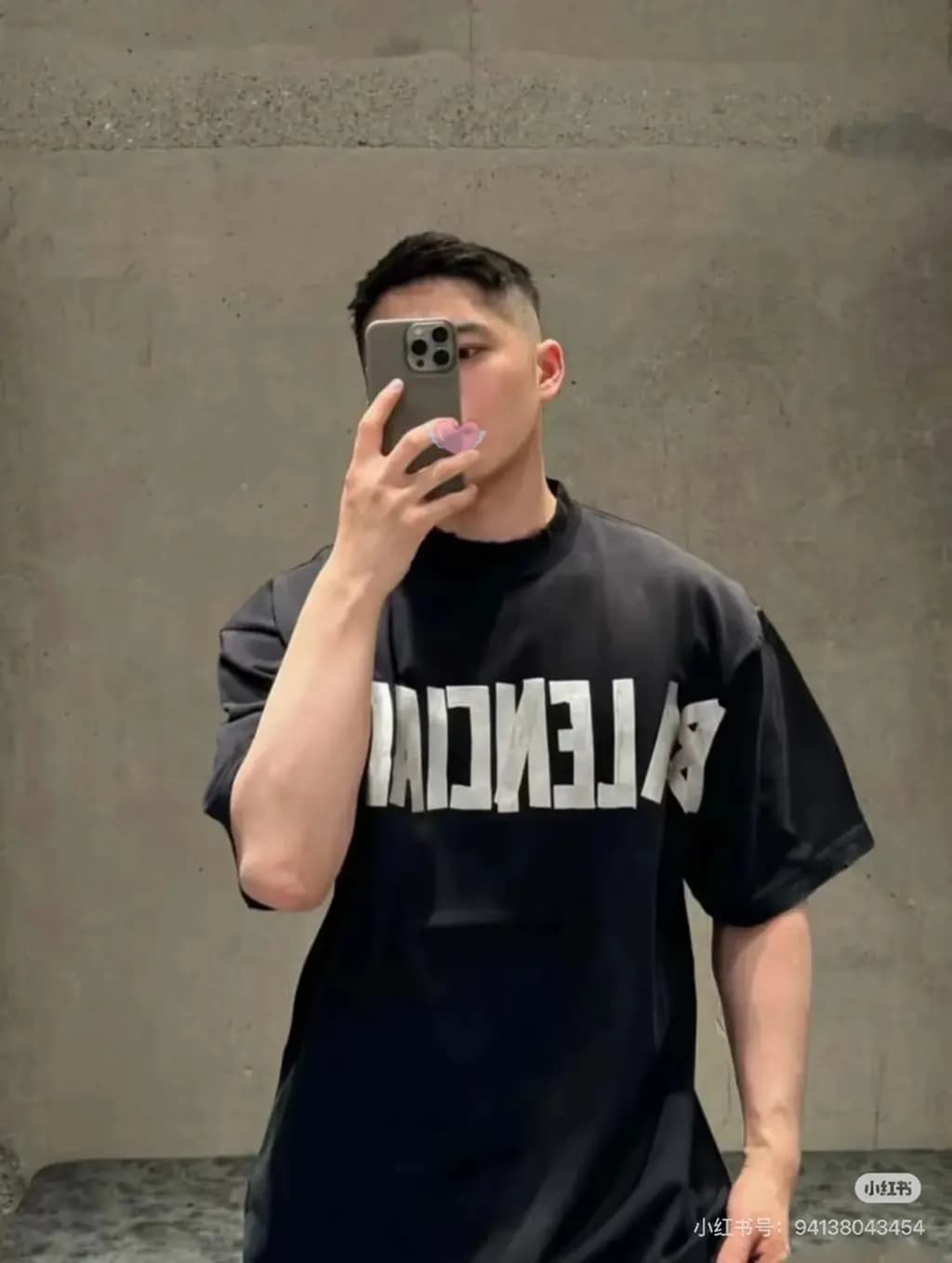 발렌시아가 BALENCIAGA 헤비듀티 프린트 크루넥 반팔 티셔츠 상세 이미지