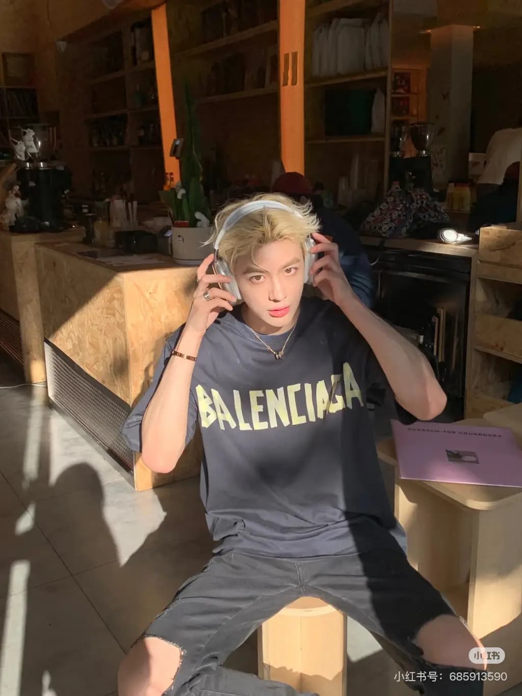 발렌시아가 BALENCIAGA 헤비듀티 프린트 크루넥 반팔 티셔츠 상세 이미지