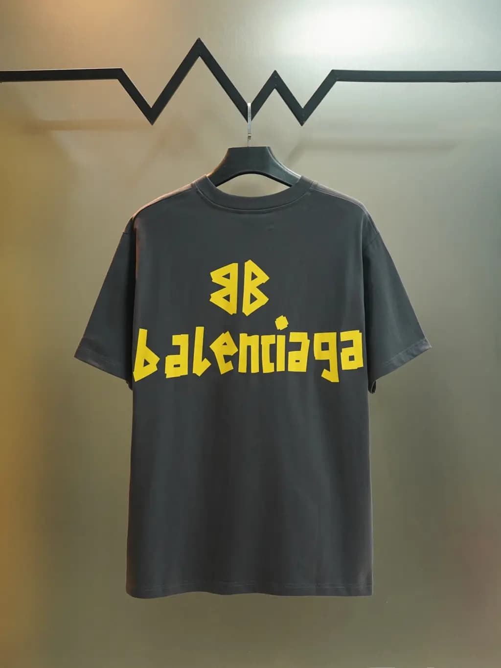 발렌시아가 BALENCIAGA 헤비듀티 프린트 크루넥 반팔 티셔츠 상세 이미지