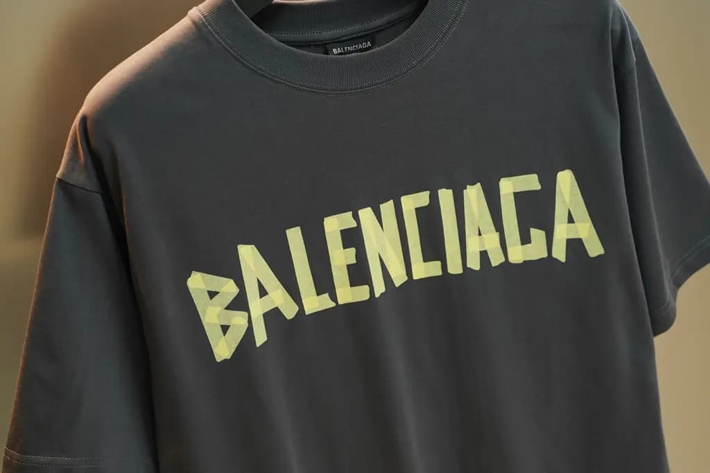 발렌시아가 BALENCIAGA 헤비듀티 프린트 크루넥 반팔 티셔츠 상세 이미지