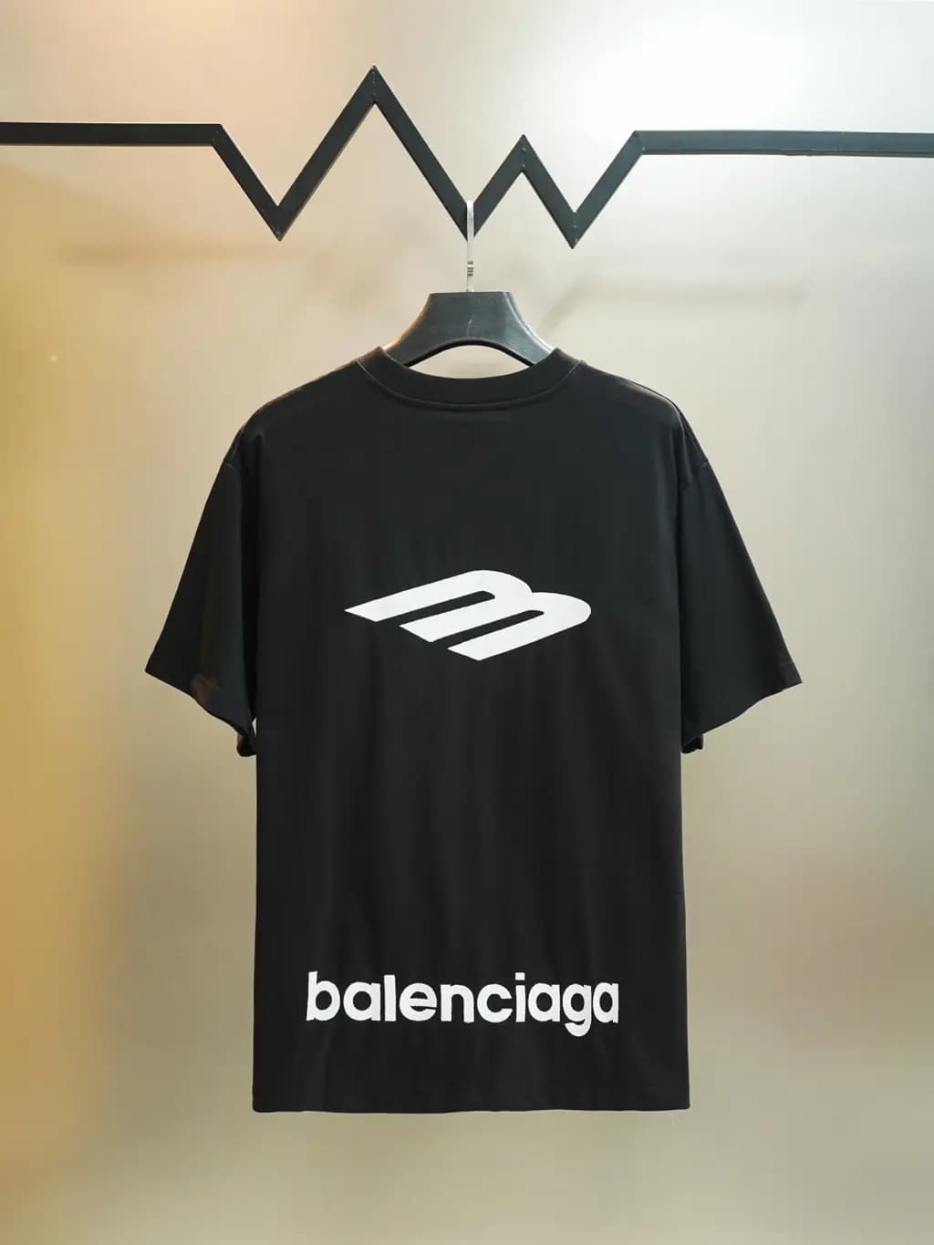 발렌시아가 BALENCIAGA M 로고 오버핏 크루넥 반팔 티셔츠 상세 이미지