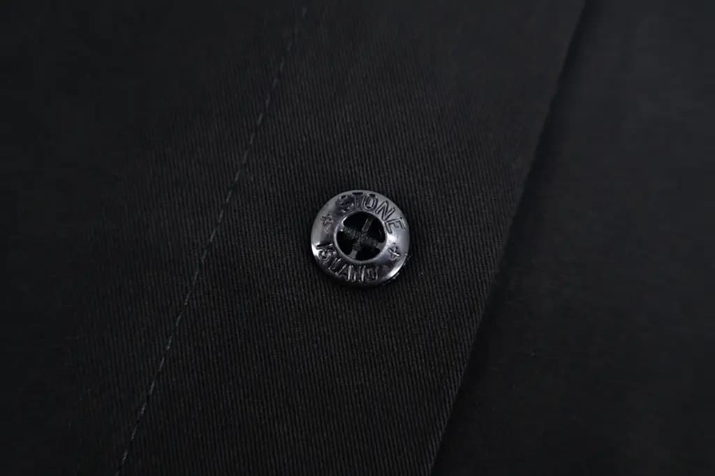 스톤아일랜드 STONE ISLAND 컴퍼스 로고 워크웨어 쇼츠leeve 셔츠 상세 이미지